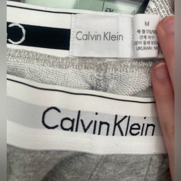 Calvin Klein sweatpant - Picture 2 of 2